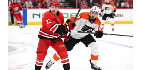 Carolina Hurricanes jsou odhodláni v této sezóně získat mistrovský trofej